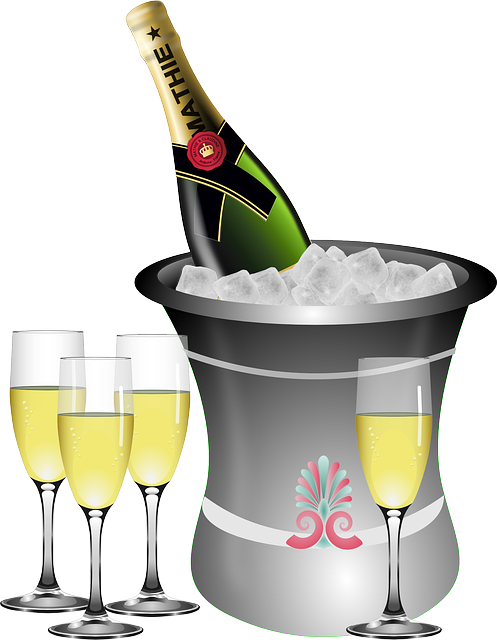 Anniversary Sparkling Wine Bottle  - OpenClipart-Vectors / Pixabay